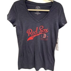 Boston Red Sox V-Neck T-Shirt - Size Medium - NWT
